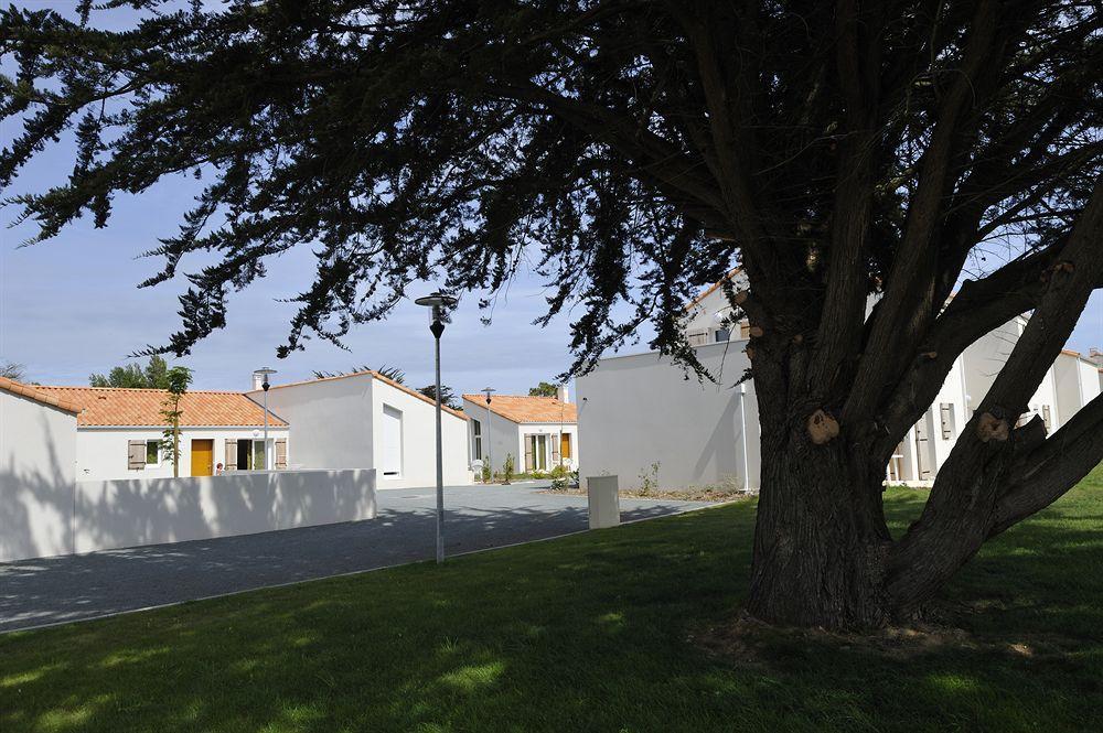 Residence Nemea Les Grands Rochers Les Sables-dʼOlonne Exteriör bild
