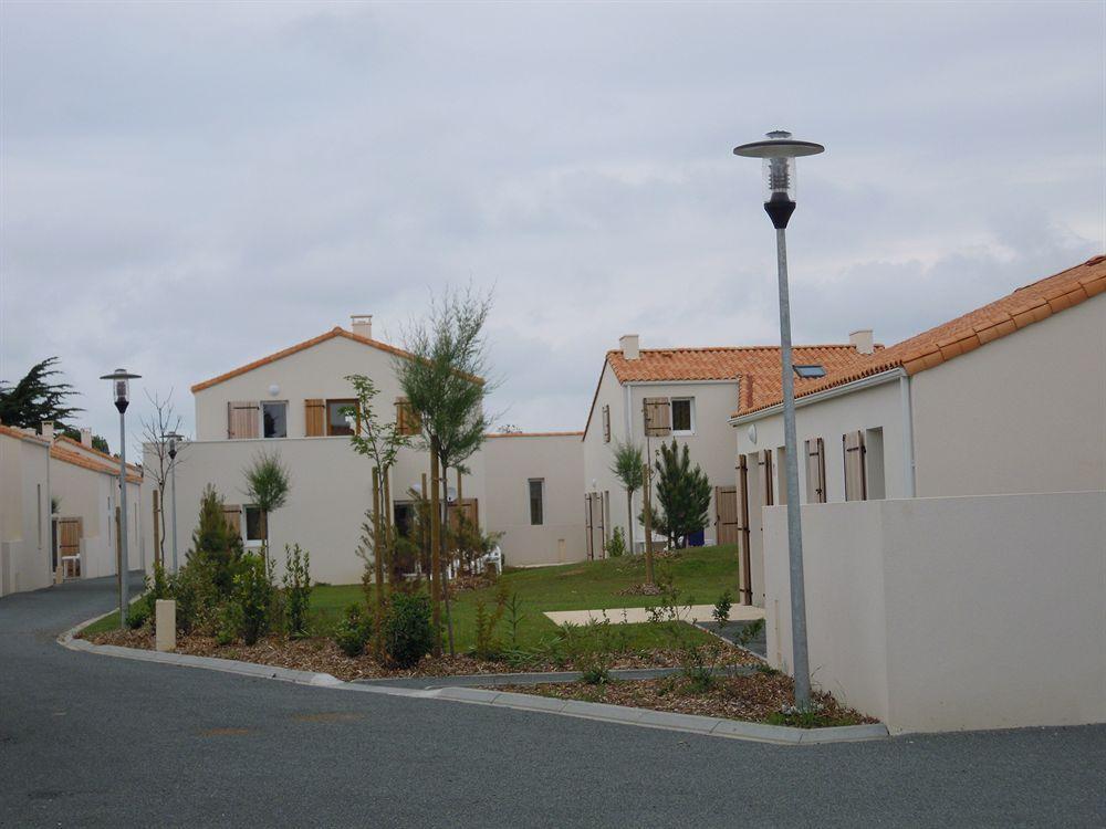 Residence Nemea Les Grands Rochers Les Sables-dʼOlonne Exteriör bild