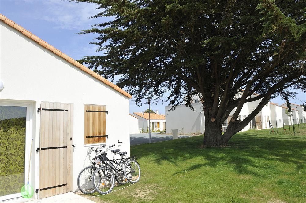 Residence Nemea Les Grands Rochers Les Sables-dʼOlonne Exteriör bild