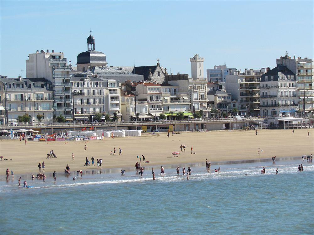 Residence Nemea Les Grands Rochers Les Sables-dʼOlonne Exteriör bild