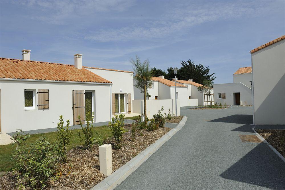 Residence Nemea Les Grands Rochers Les Sables-dʼOlonne Exteriör bild