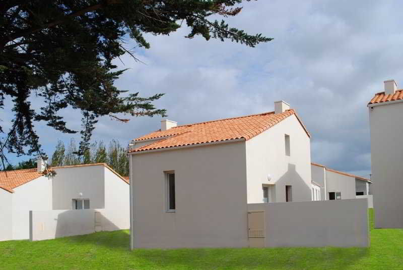 Residence Nemea Les Grands Rochers Les Sables-dʼOlonne Exteriör bild